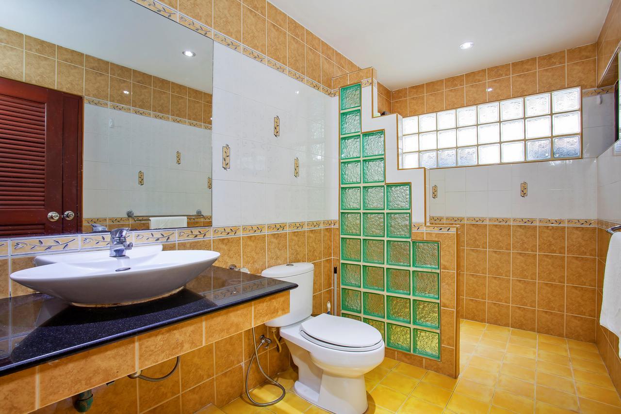 Nai Harn Traditional Thai Villa Nikkie In Tropical Nature, 4Br & Pool, Near Rawai Beach מראה חיצוני תמונה